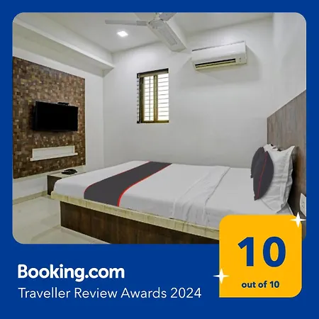 Collection O 81152 Hotel Krishna Inn